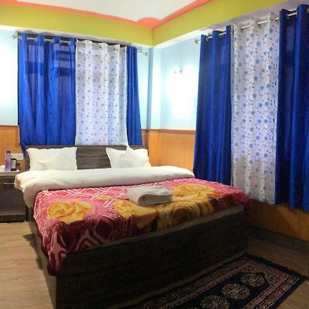 Tseten'S Inn Лачунг Экстерьер фото